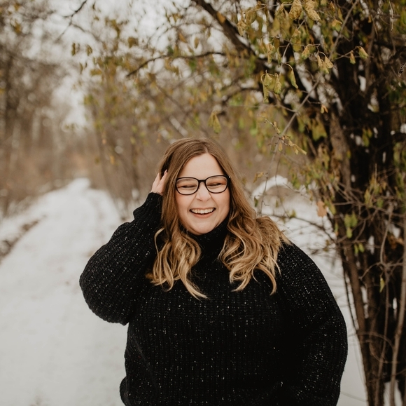 Old Navy- Turtle Neck Sweater - Picture 1 of 7